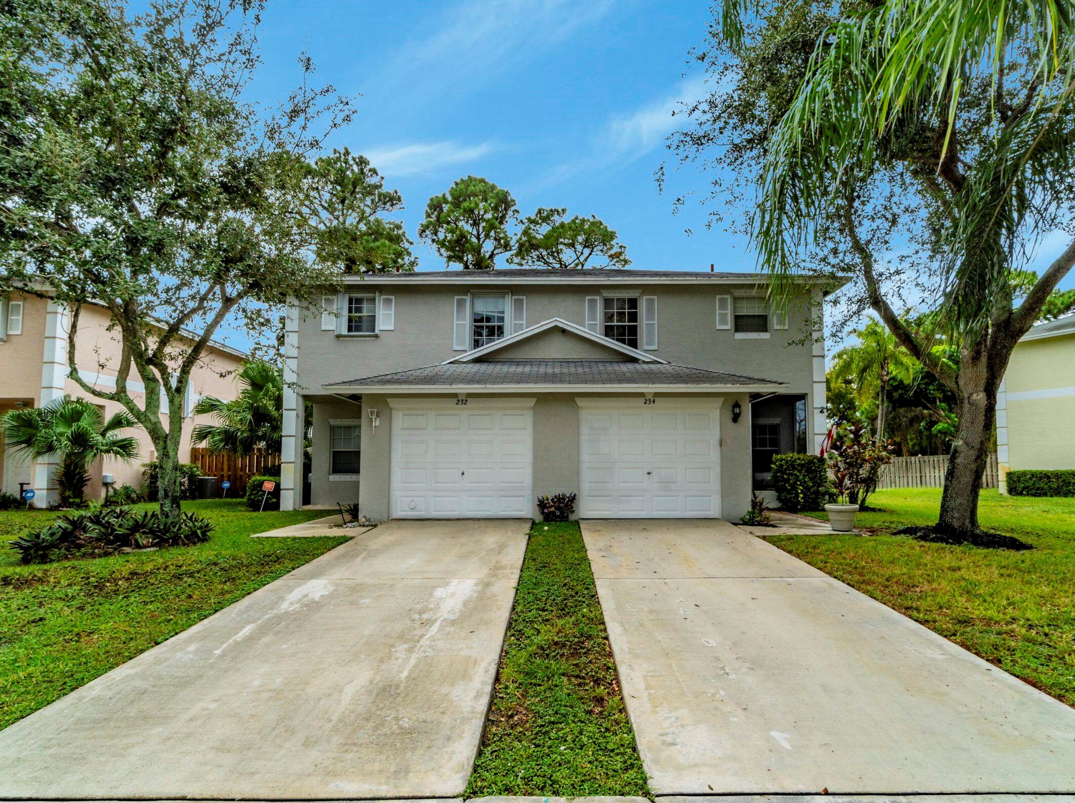 232 Leland Ln, Lake Worth, FL 33463-5239