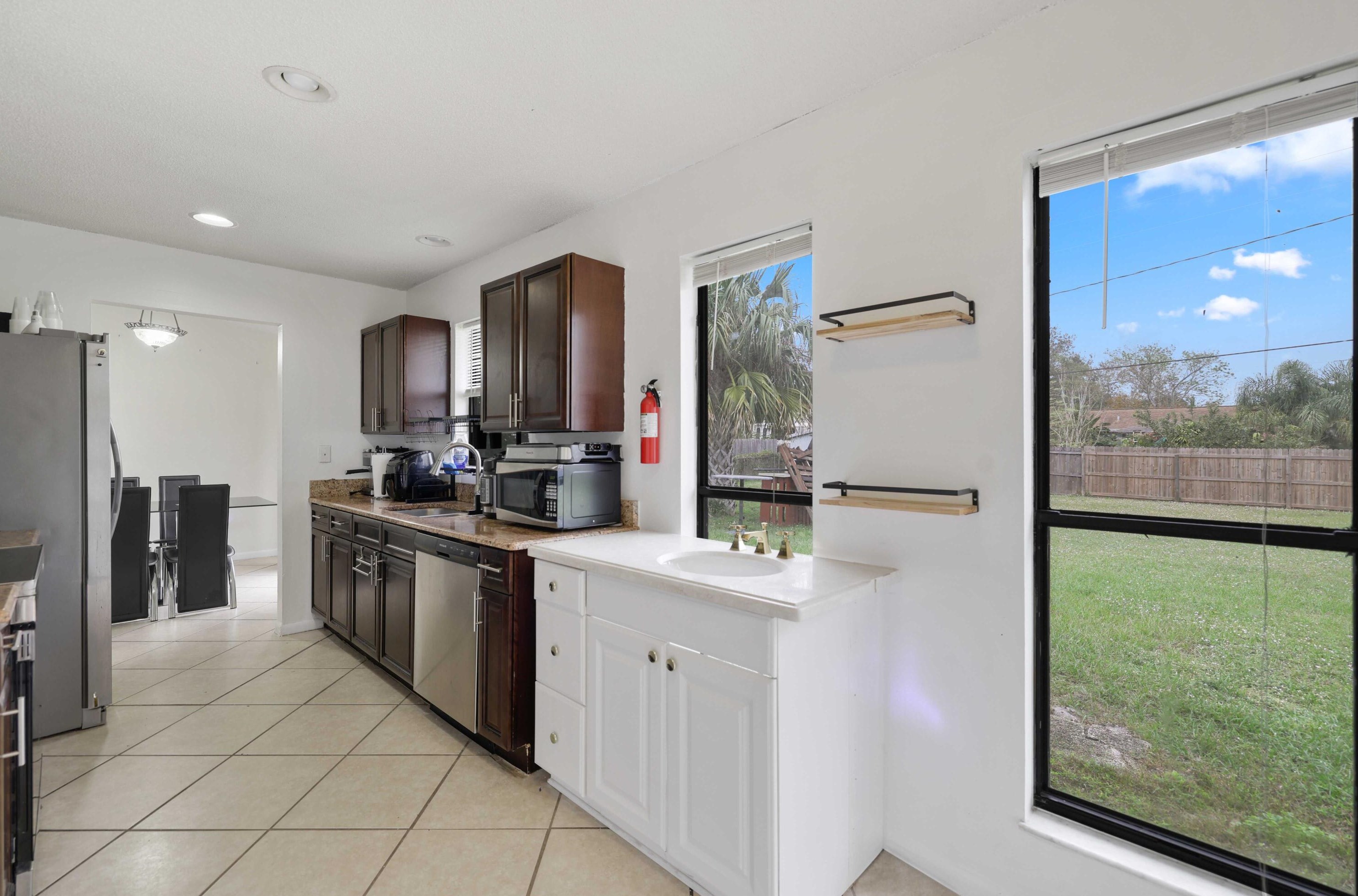 707 Ancona Rd, Fort Pierce FL  34953-1990 exterior