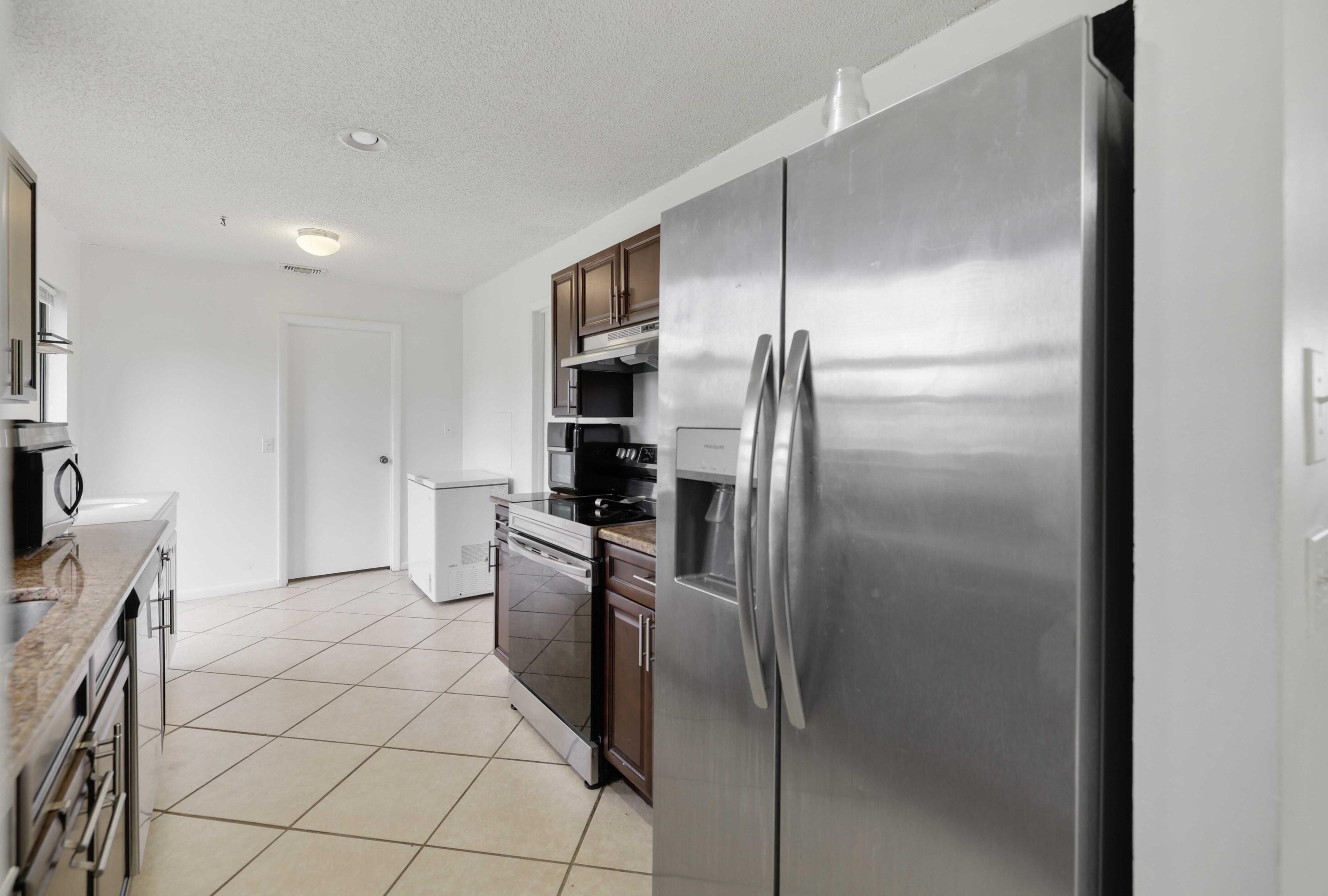 707 Ancona Rd, Fort Pierce FL  34953-1990 exterior