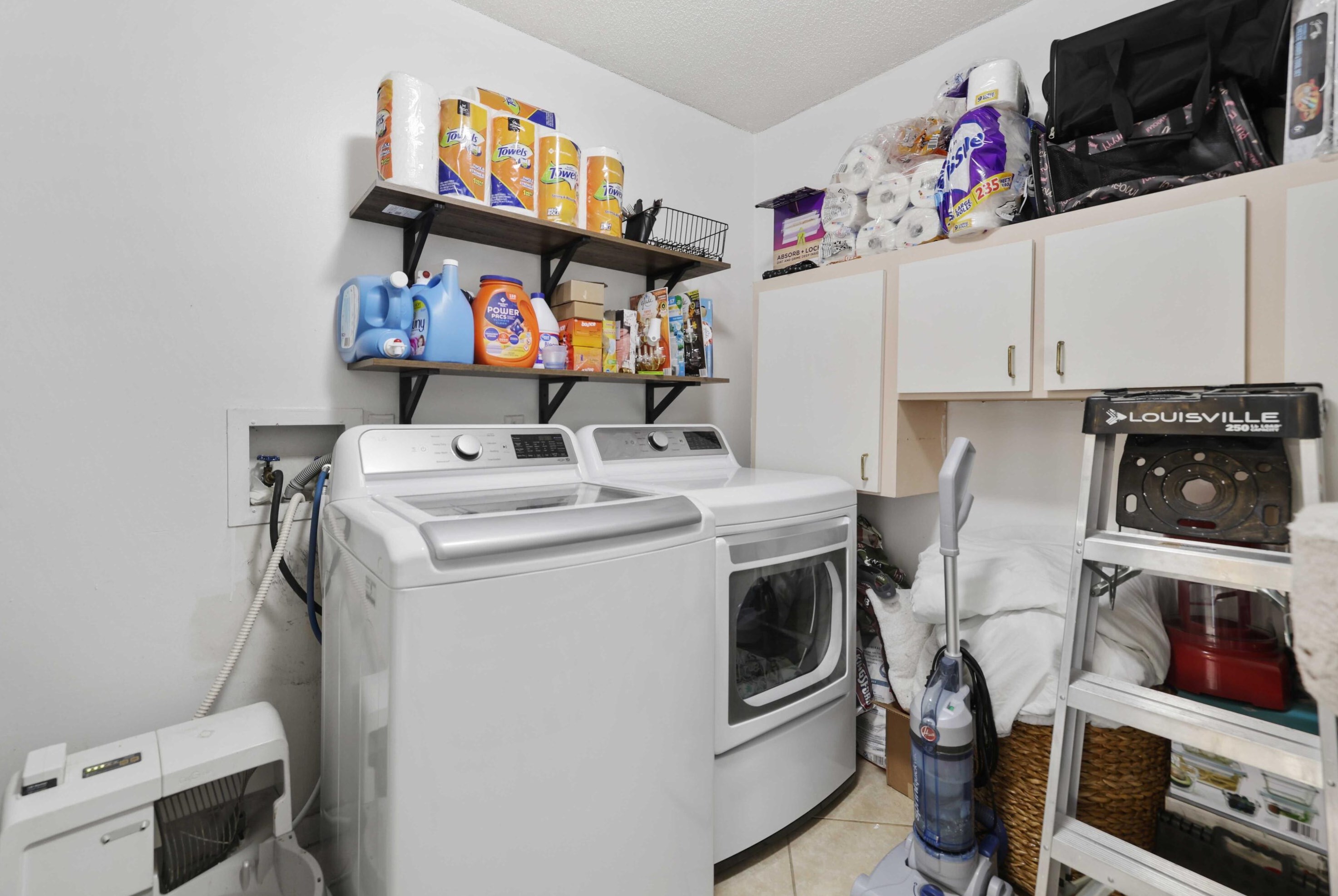 707 Ancona Rd, Fort Pierce FL  34953-1990 exterior