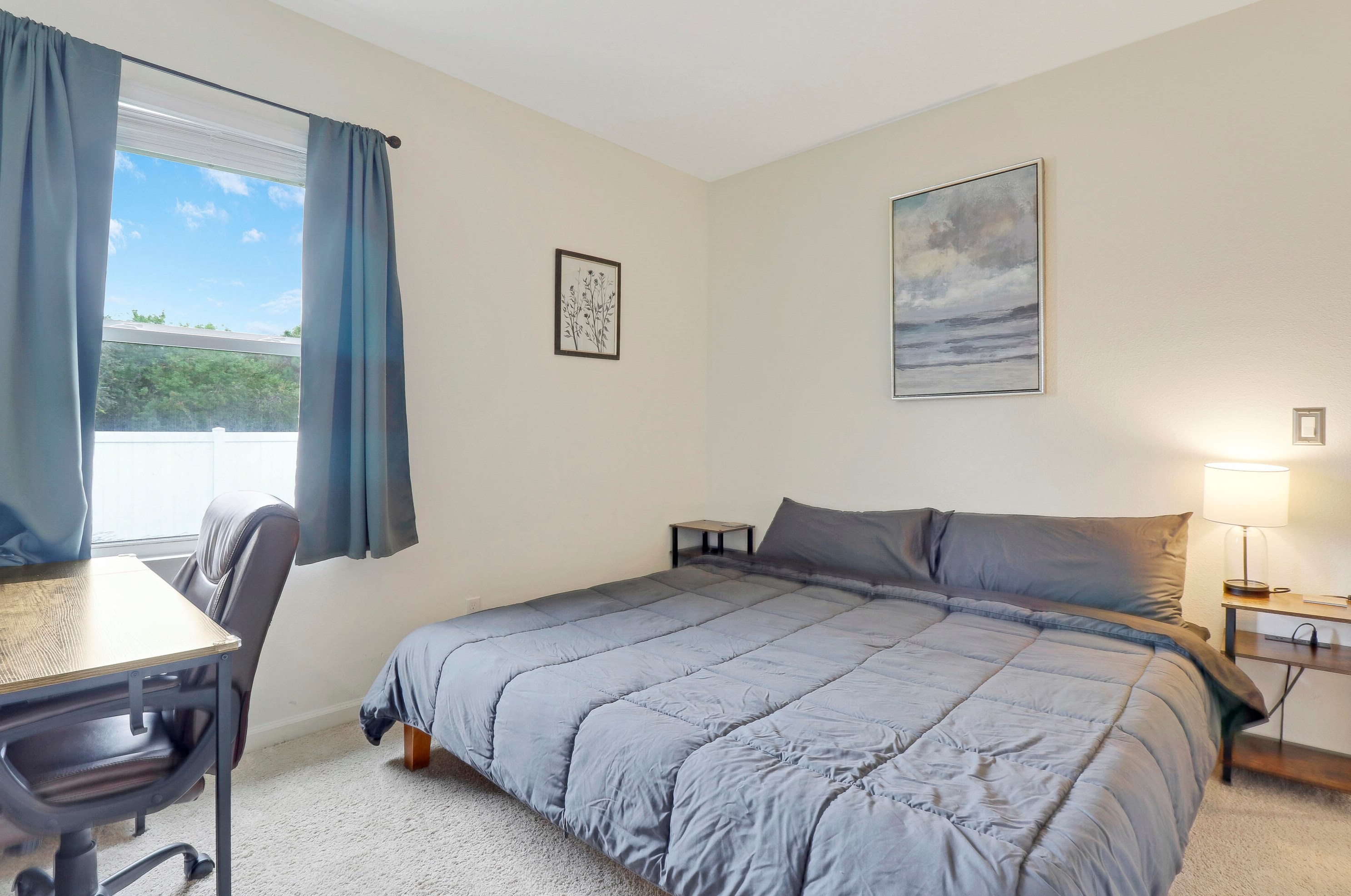 230 Milburn Cir, Fort Pierce FL  34953-5509 exterior