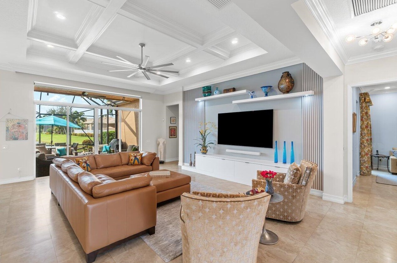 10823 Broadview Bay Pt, Boynton Beach FL  33473-4904 exterior