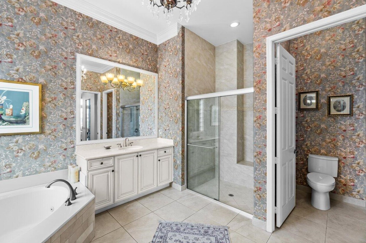 10823 Broadview Bay Pt, Boynton Beach FL  33473-4904 exterior