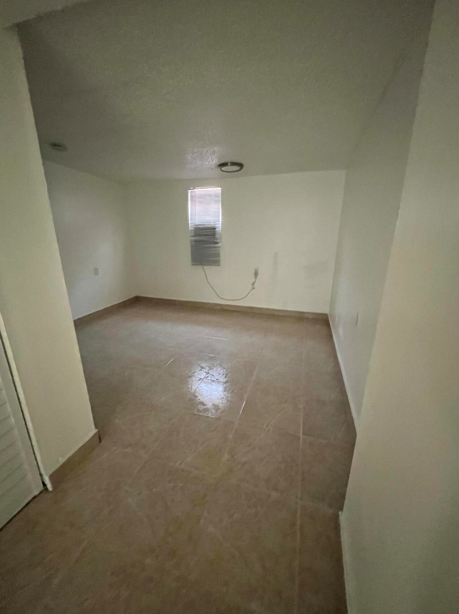 4571 Diekhans Rd, West Palm Beach, FL 33409