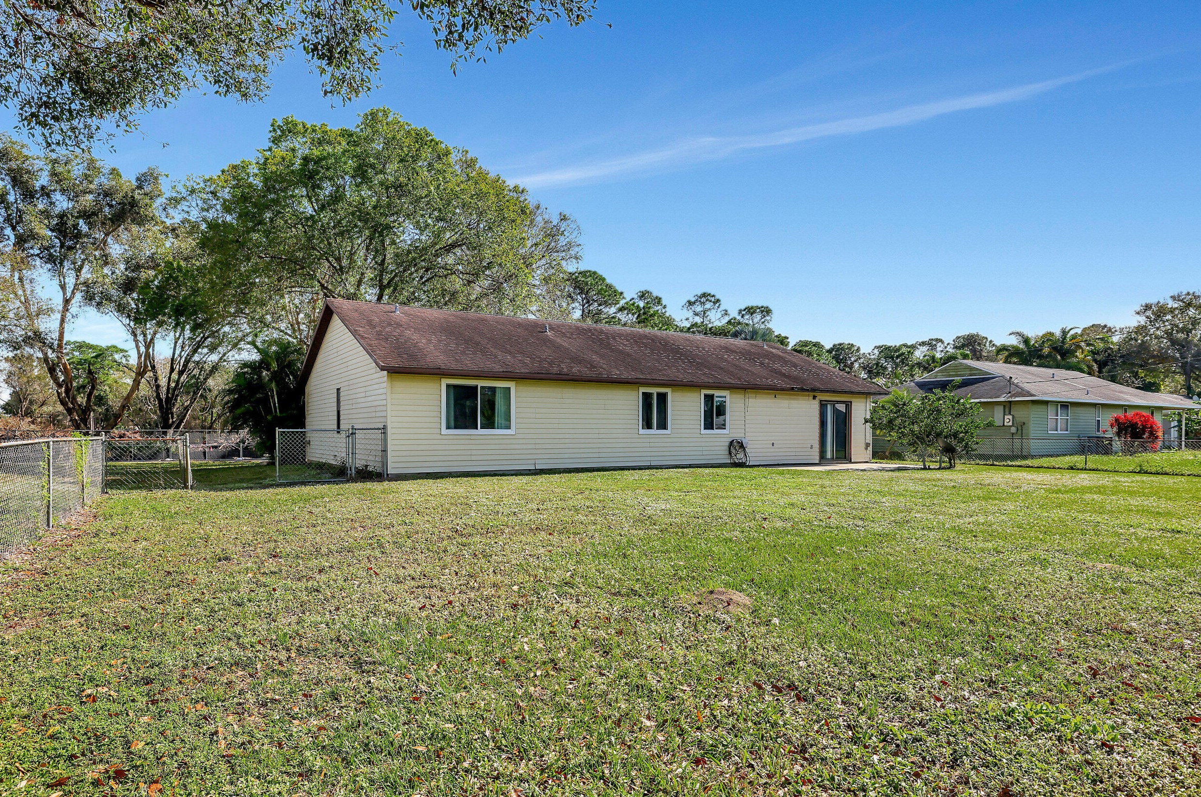 2807 27th St, Fort Pierce FL  34981-6055 exterior