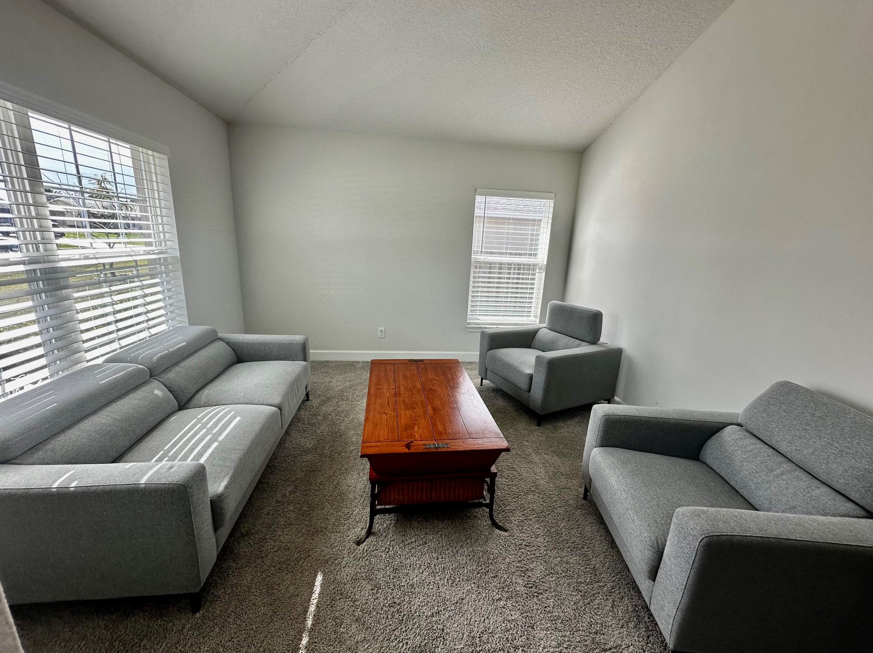 349 Nativity Ter, Fort Pierce, FL 34984-3653