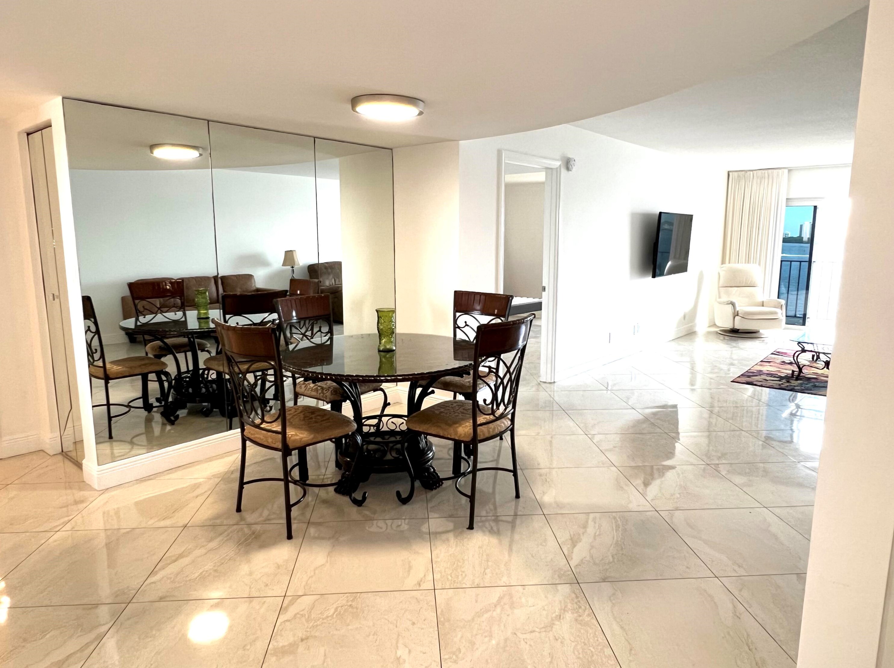 801 Lake Shore Dr Apt 507, West Palm Beach, FL 33403