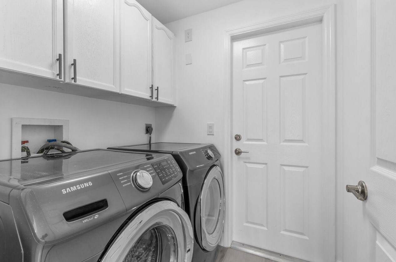 5954 Las Colinas Cir, Lake Worth FL  33463-6559 exterior