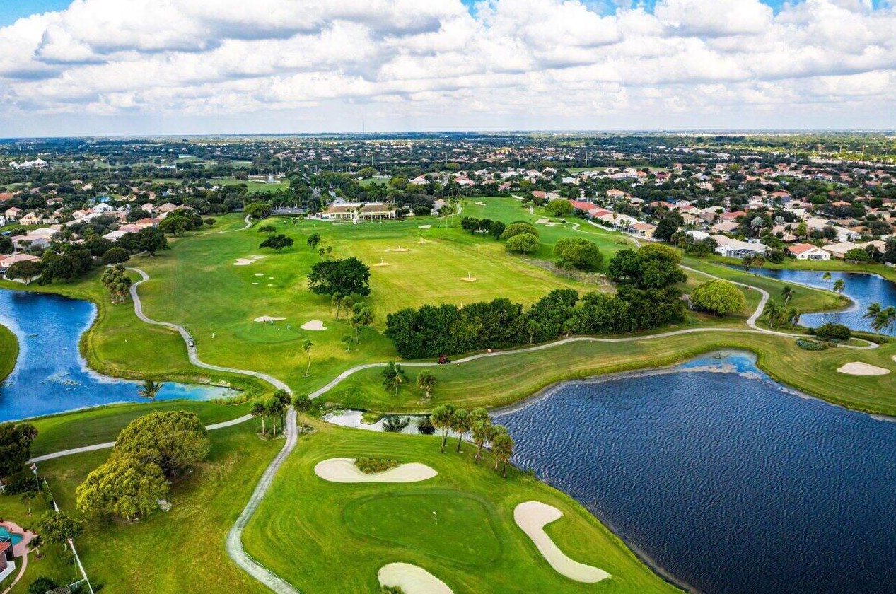 5954 Las Colinas Cir, Lake Worth FL  33463-6559 exterior