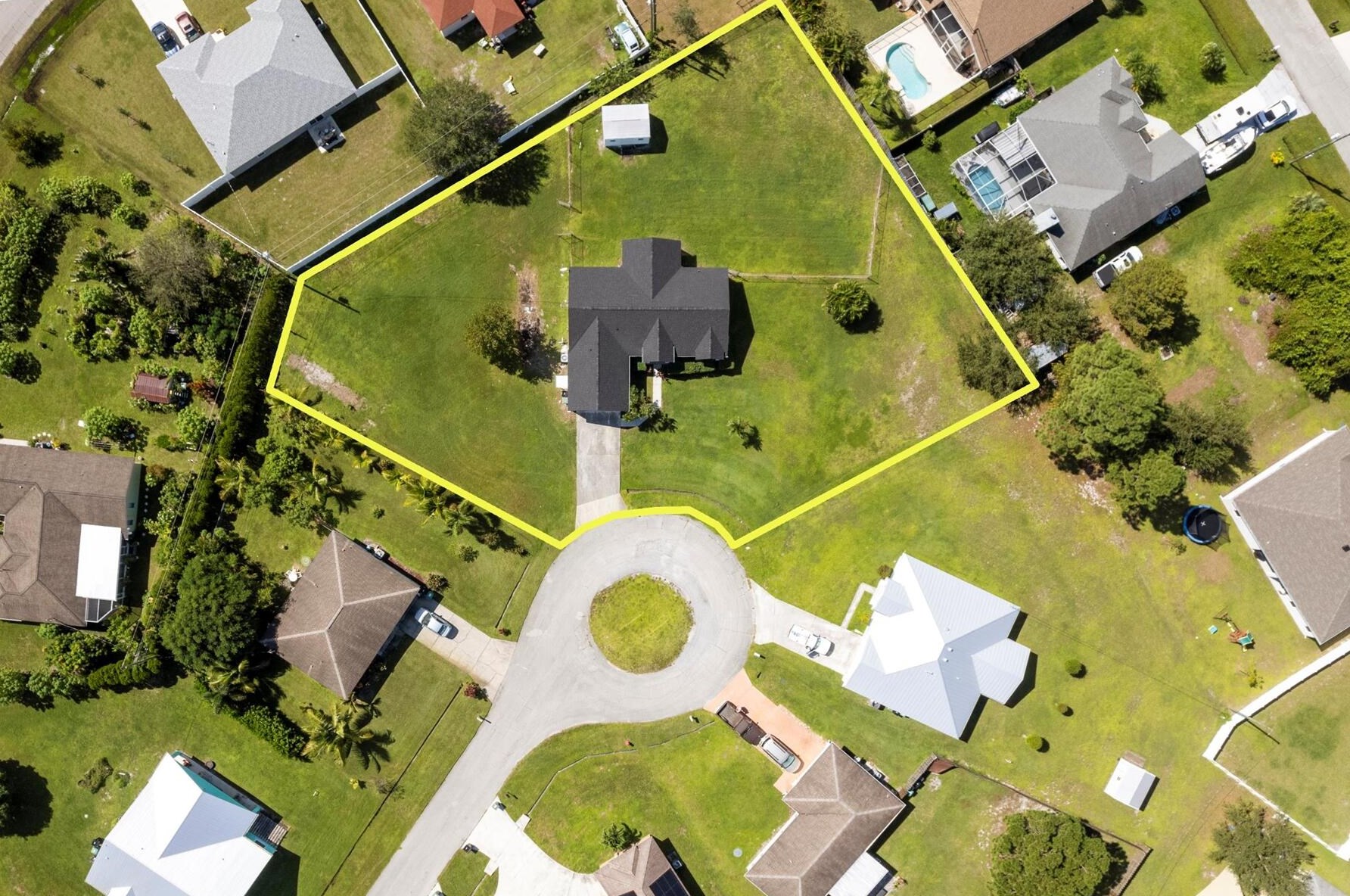 4570 Log Ct, Fort Pierce FL  34953-7547 exterior