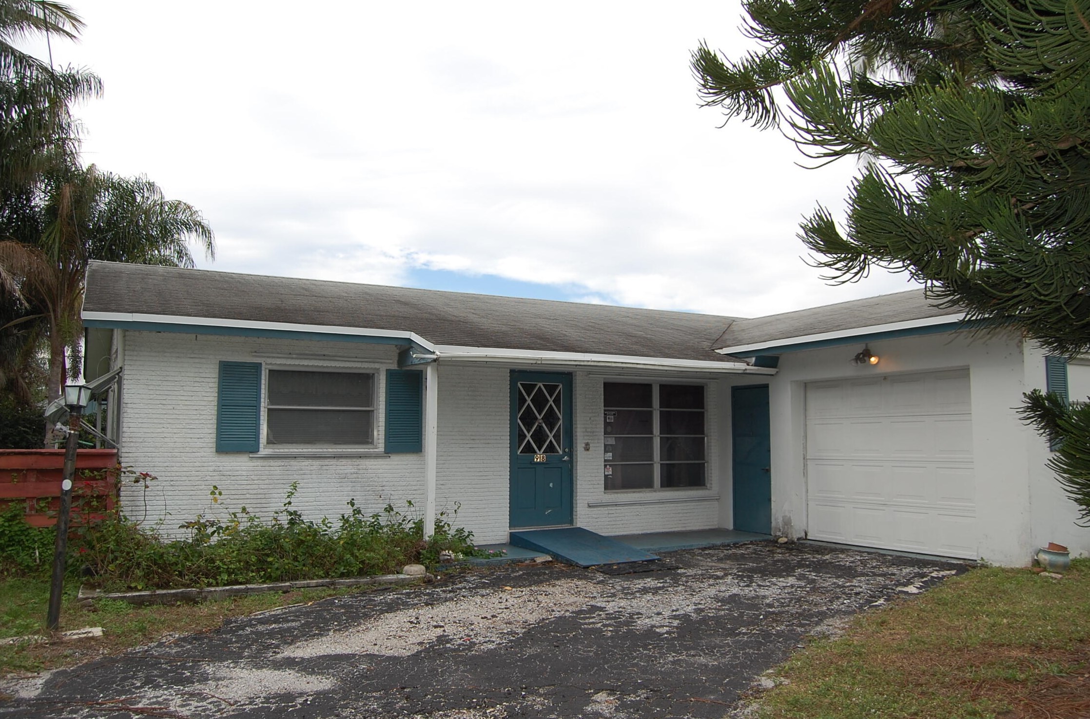 918 Marlin Dr, Jupiter, FL 33458-4353