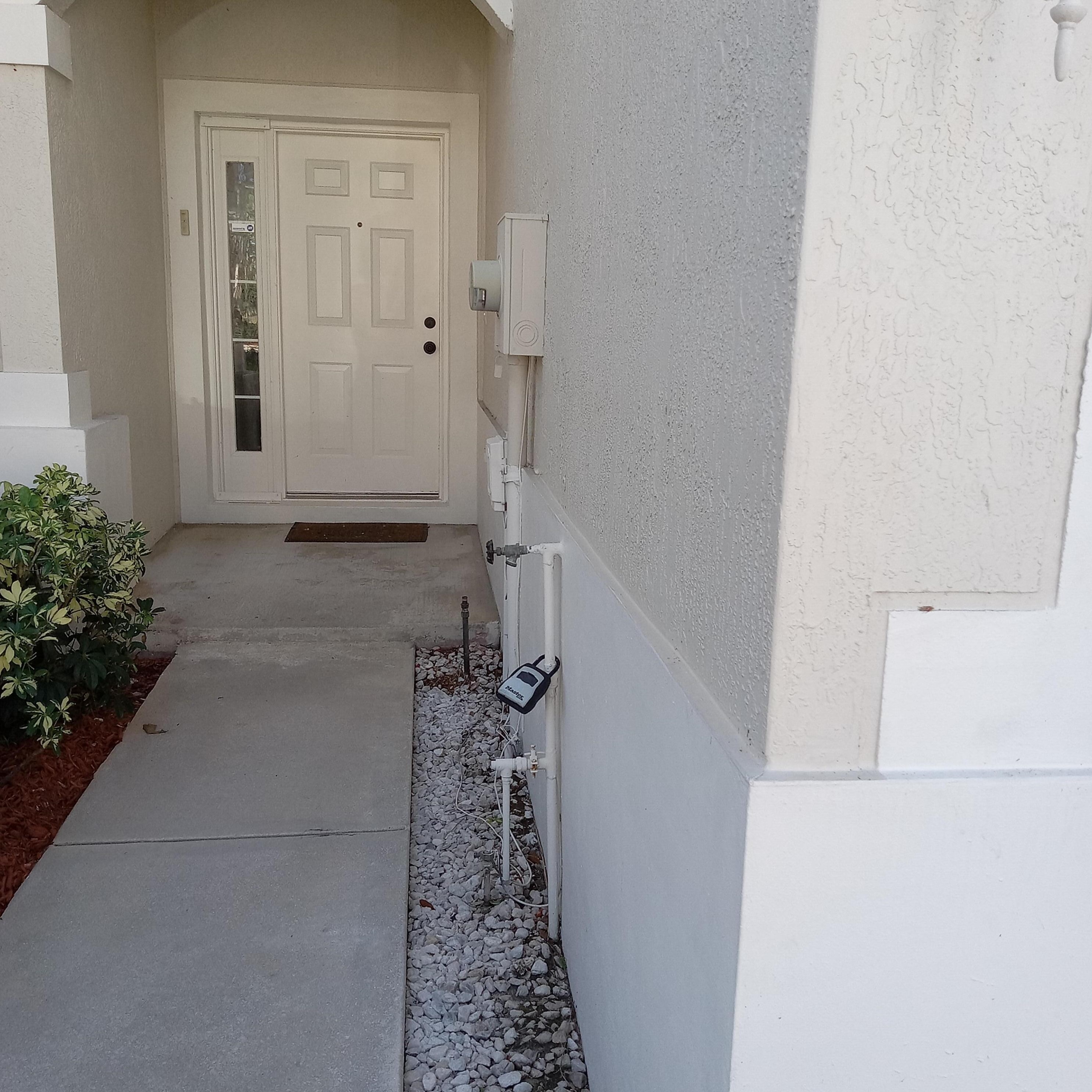 1024 Woodfield Rd, West Palm Beach, FL 33415