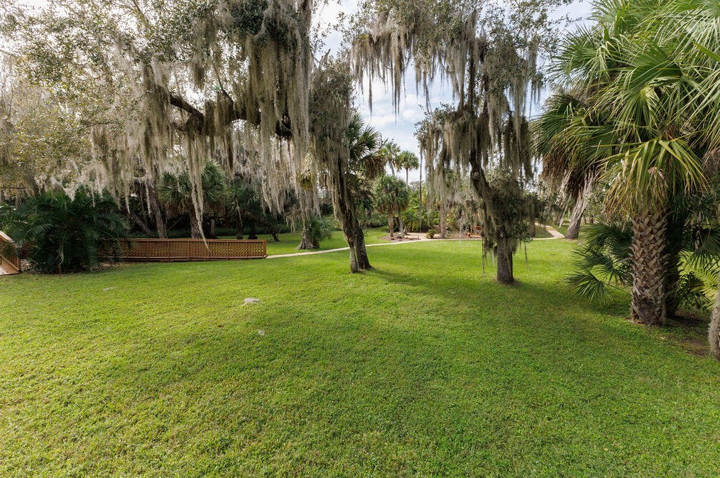 5155 Palmetto Ave, Fort Pierce FL  34982-7266 exterior