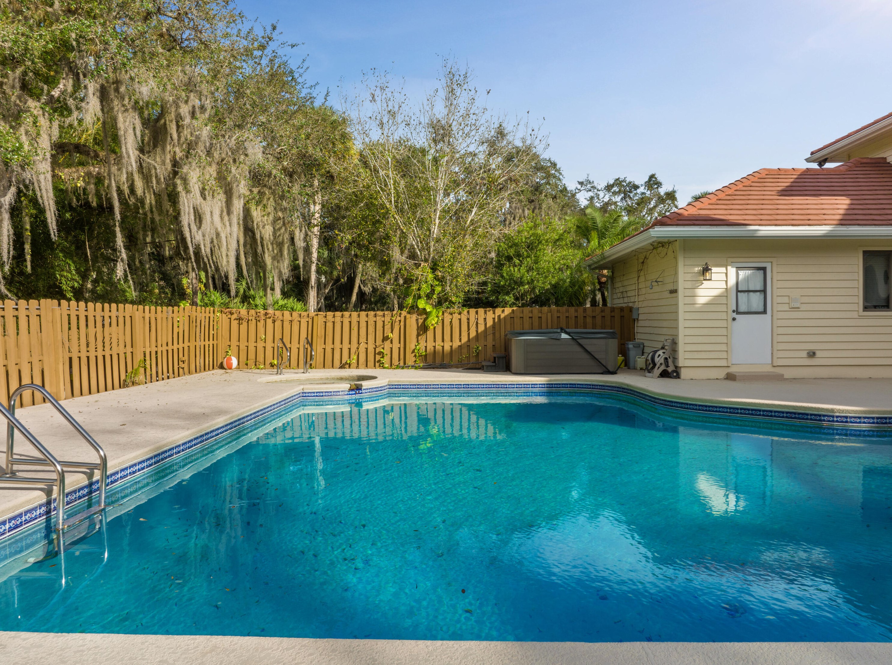 5155 Palmetto Ave, Fort Pierce FL  34982-7266 exterior