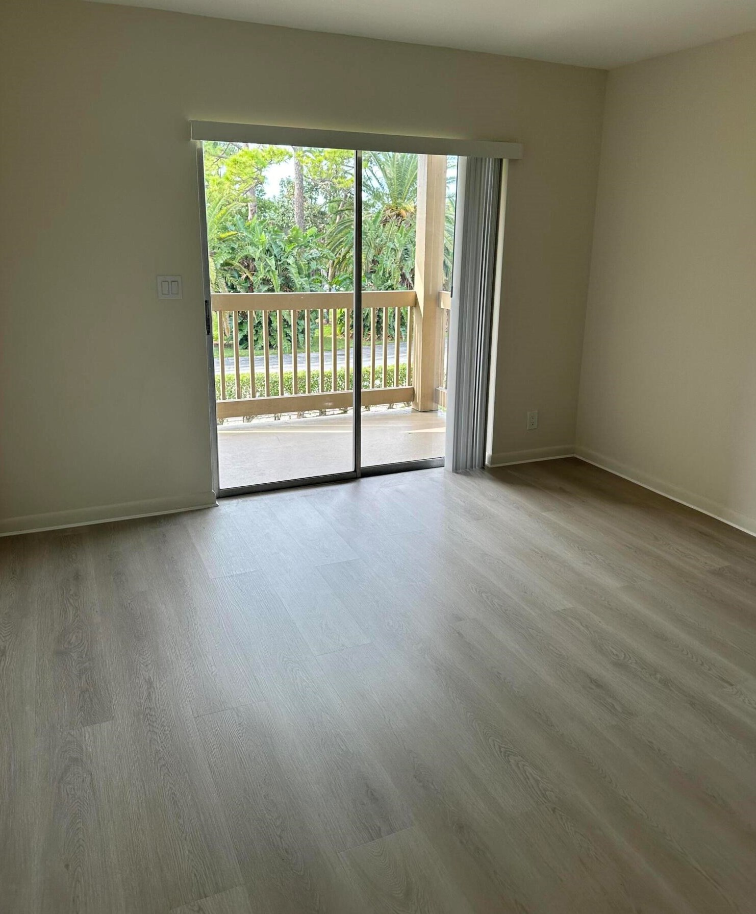 1790 Abbey Rd #203, West Palm Beach, FL 33415