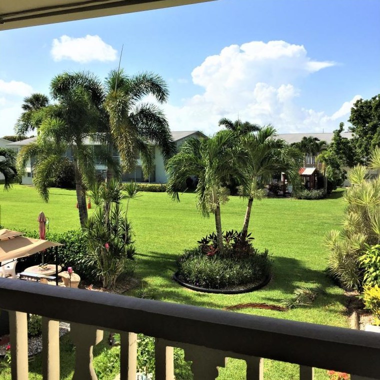 185 Salisbury H, West Palm Beach, FL 33417