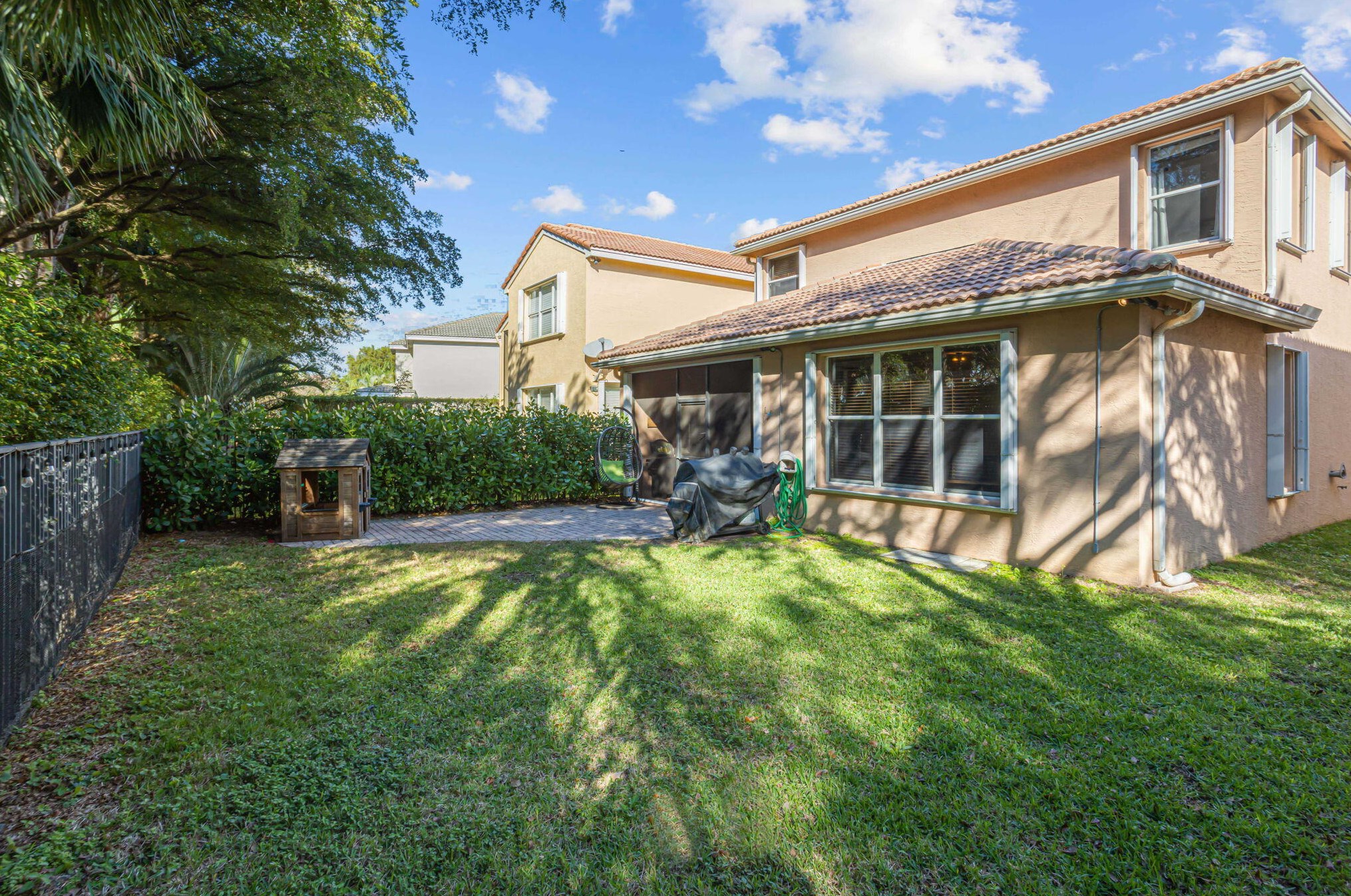 8931 Briarwood Meadow Ln, Boynton Beach FL  33473-7817 exterior