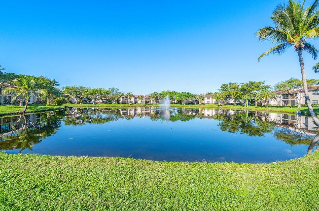9307 Vista Del Lago, Boca Raton, FL 33428-3127