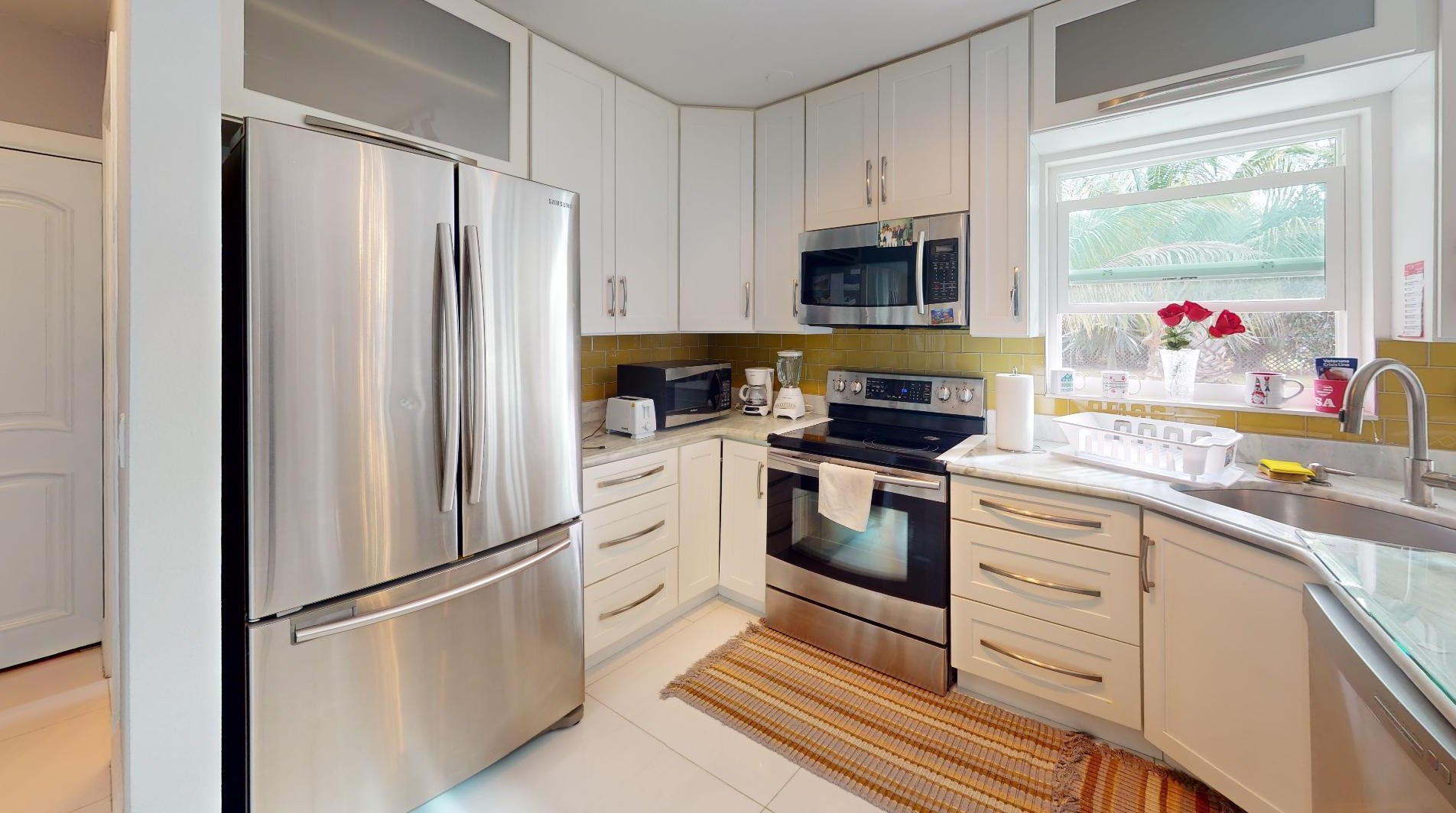 486 Archer Ave, Fort Pierce FL  34983-1076 exterior