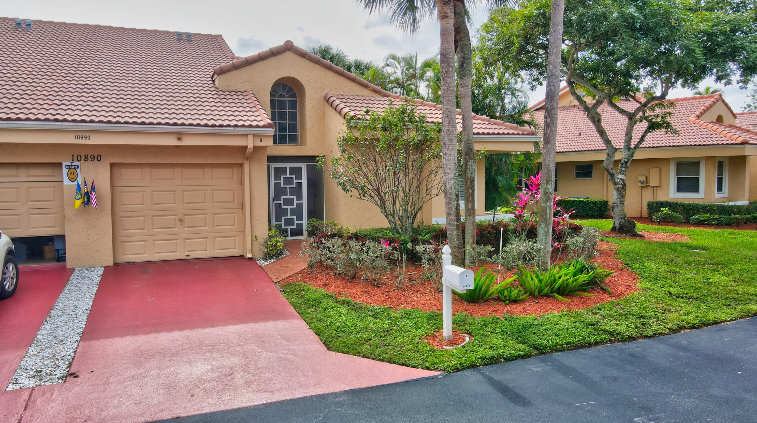 10890 Ladera Ln, Boca Raton, FL 33498-1530