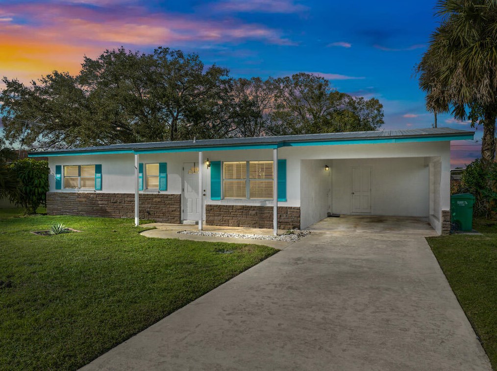 775 Lomas St, Fort Pierce, FL 34950