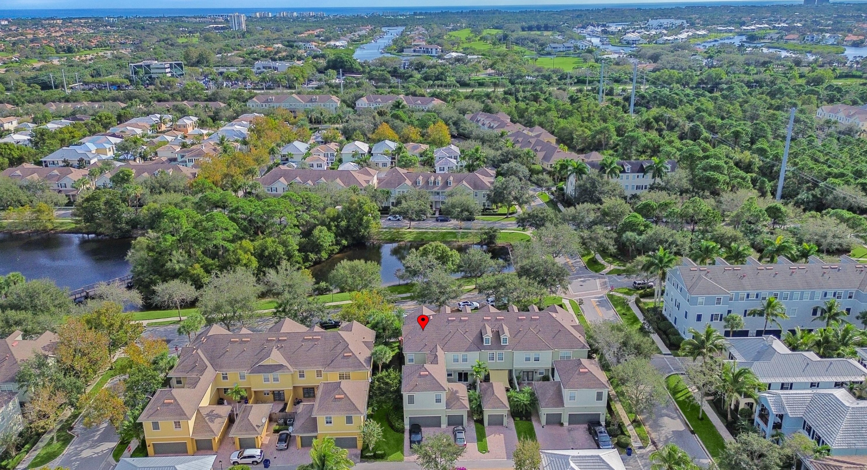 204 Thatch Palm Cir, Jupiter FL  33458-7177 exterior