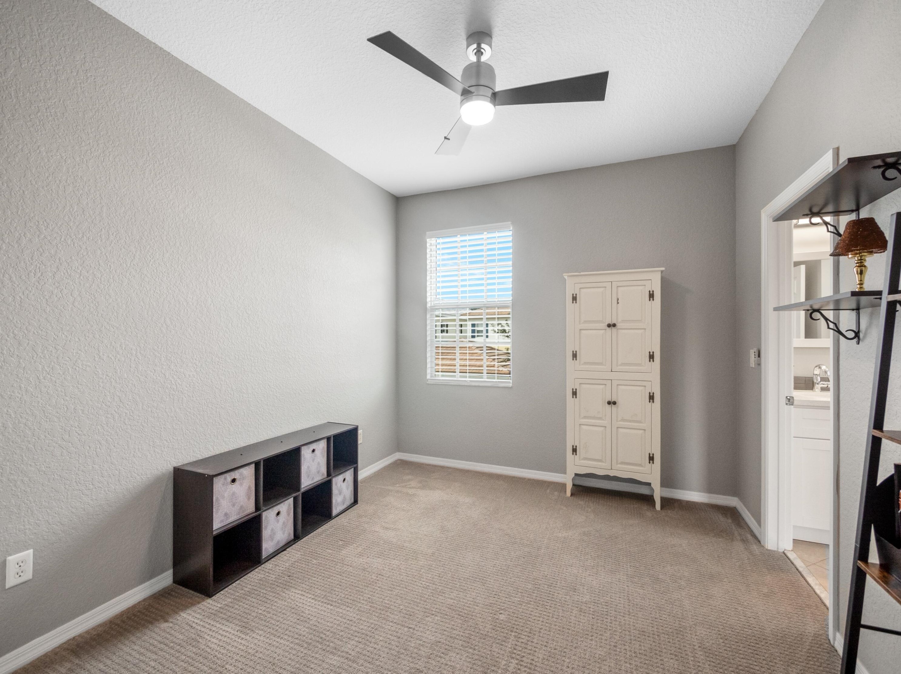 204 Thatch Palm Cir, Jupiter FL  33458-7177 exterior