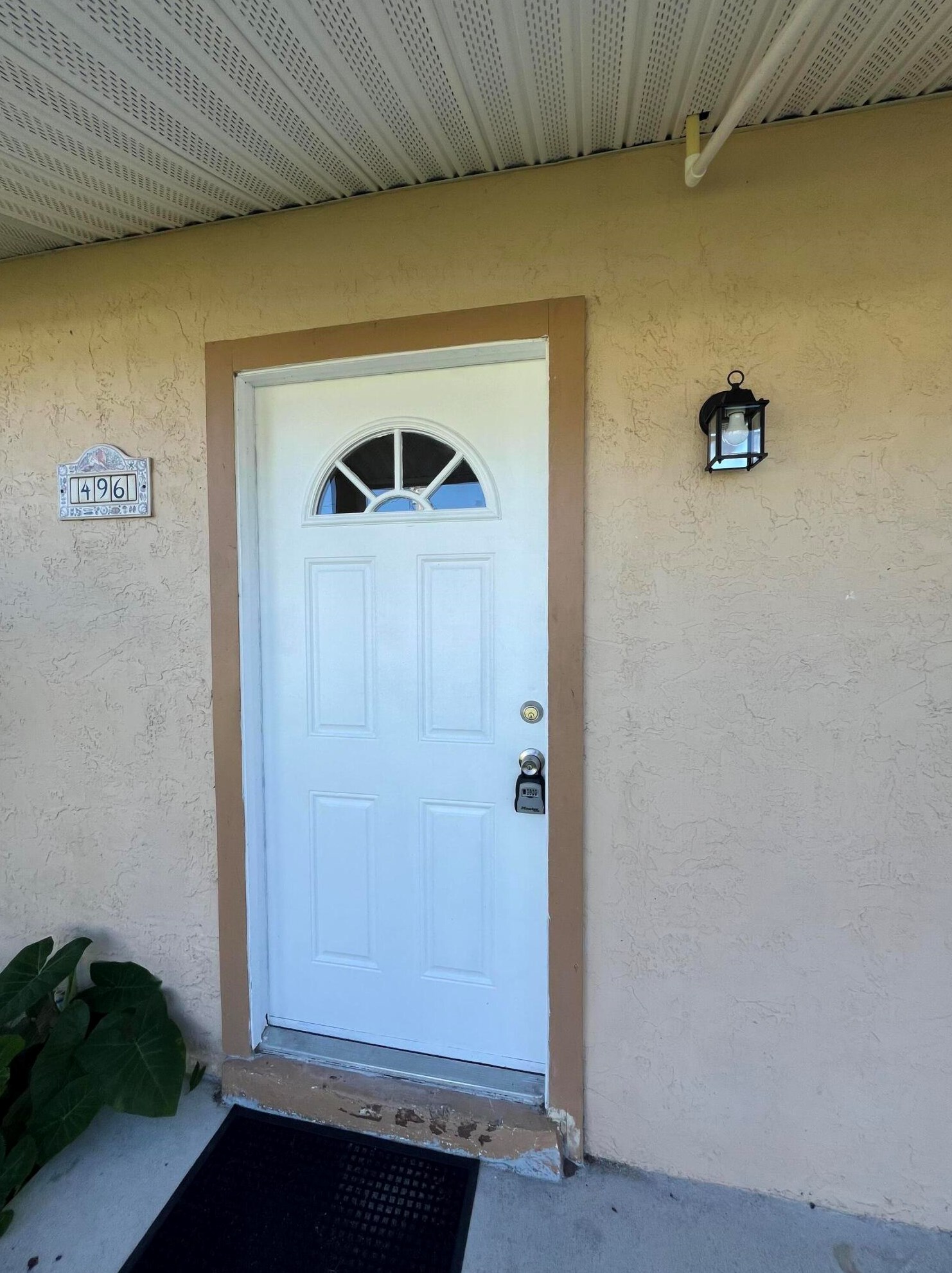 496 Todd Ave, Fort Pierce FL  34983-2914 exterior