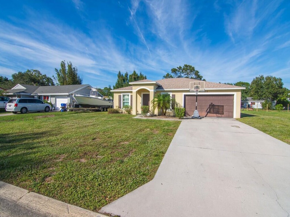 700 23rd Pl, Vero Beach, FL 32962