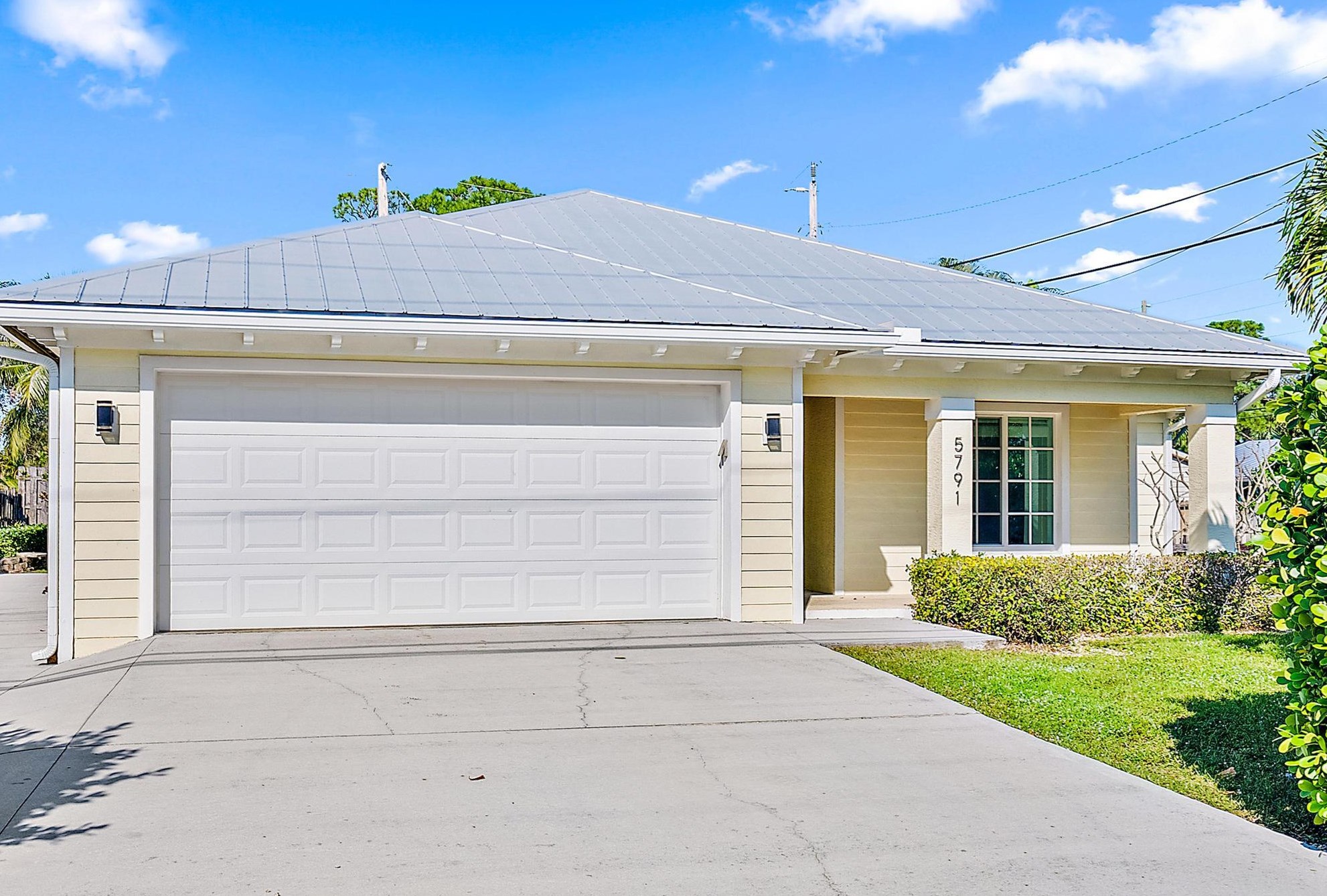 5791 Roebuck Rd, Jupiter, FL 33458