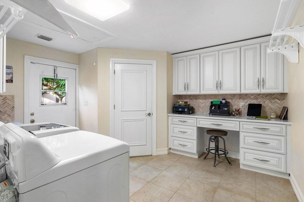 2901 24th Ter, Boca Raton FL  33431-6203 exterior