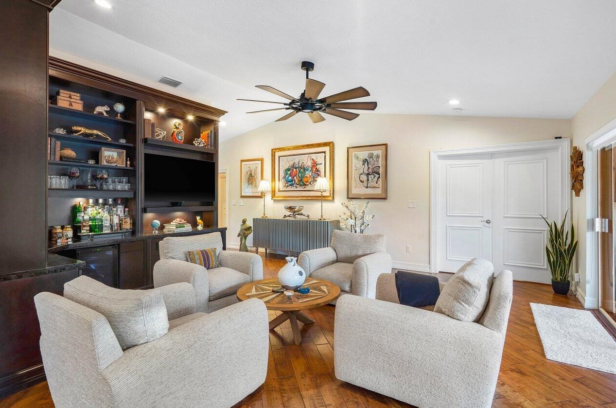 2901 24th Ter, Boca Raton FL  33431-6203 exterior