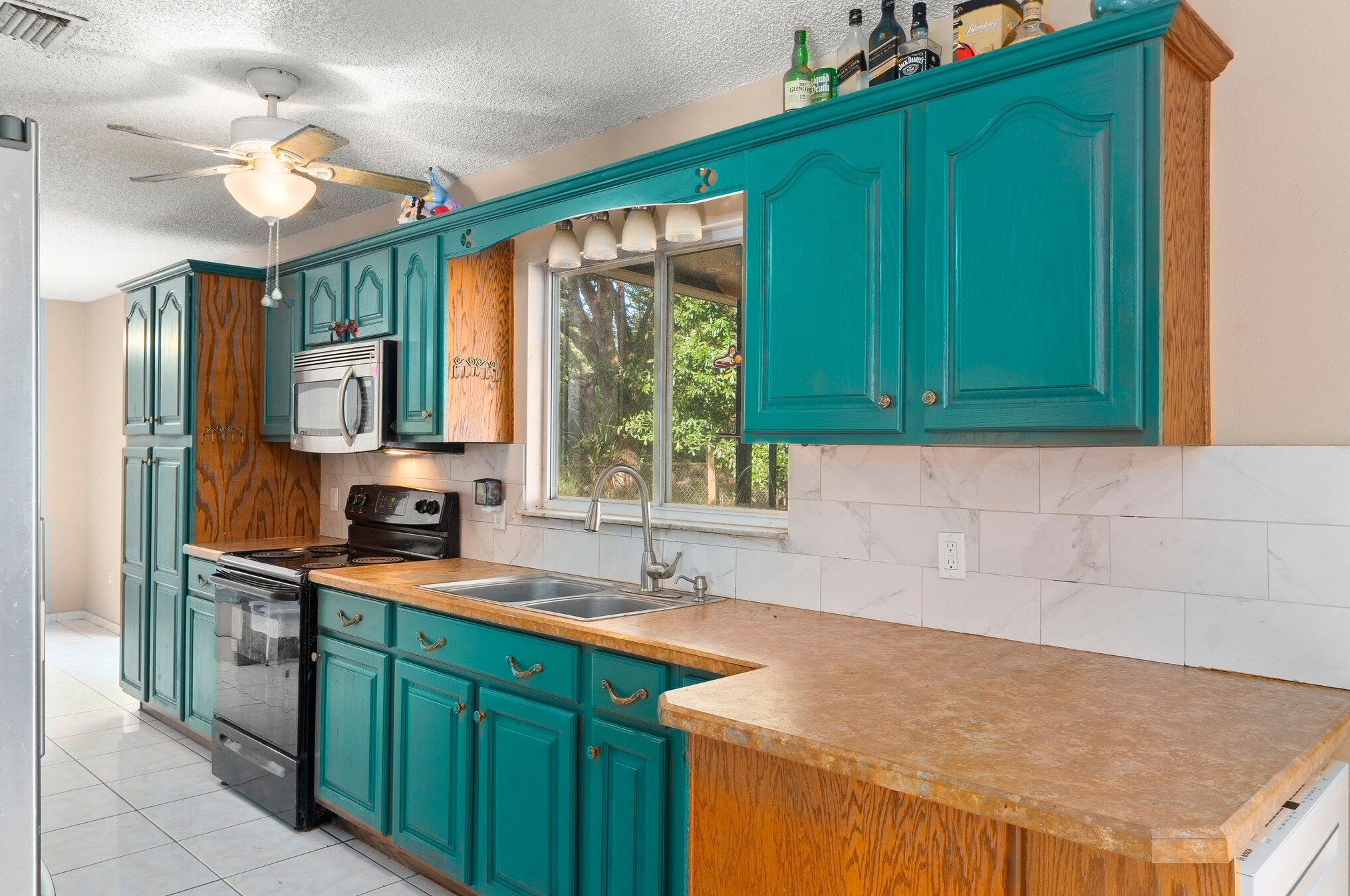 1914 Dranson Cir, Fort Pierce FL  34952-6628 exterior