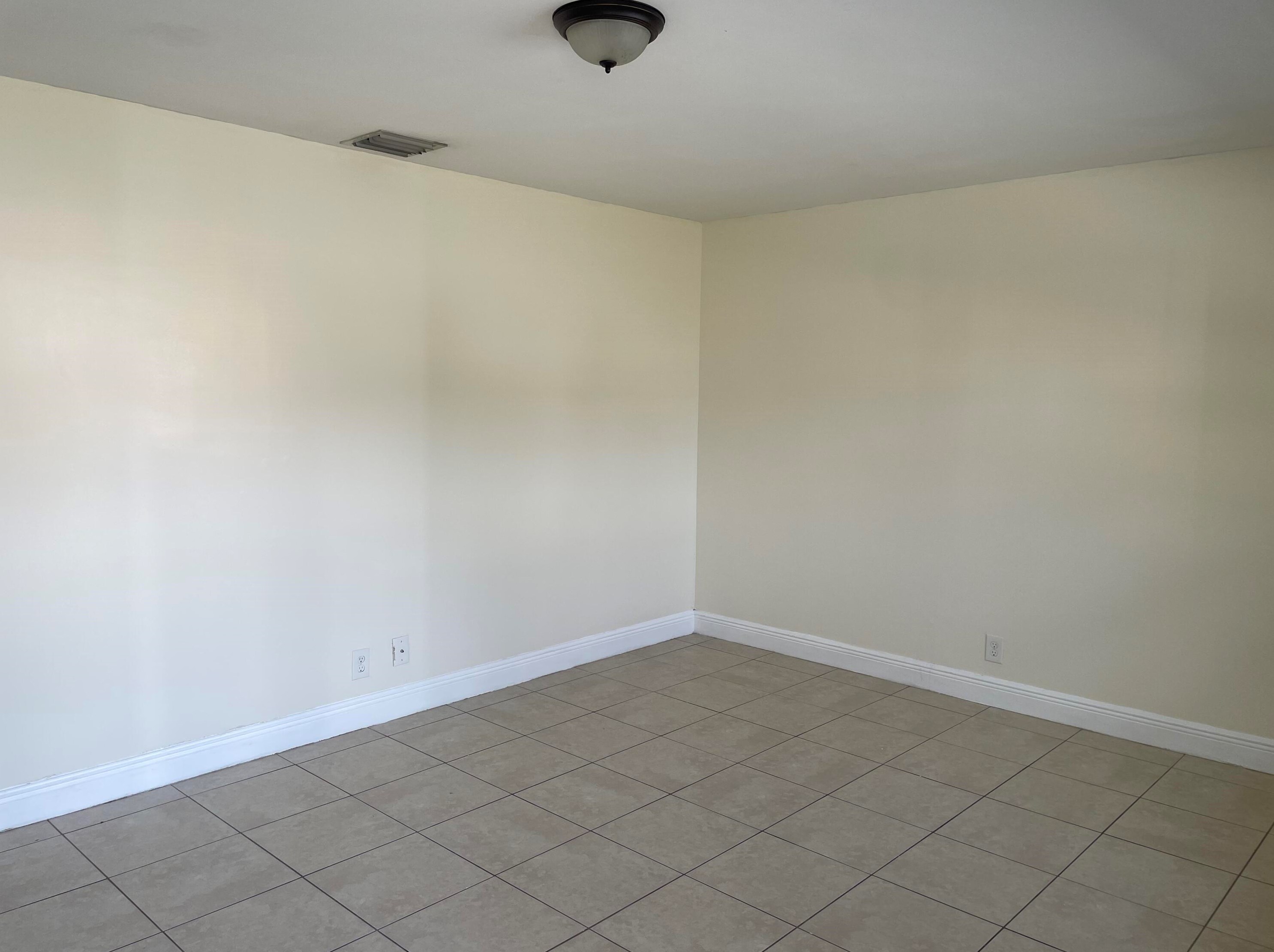 2830 Avenue S #d2, West Palm Beach, FL 33404