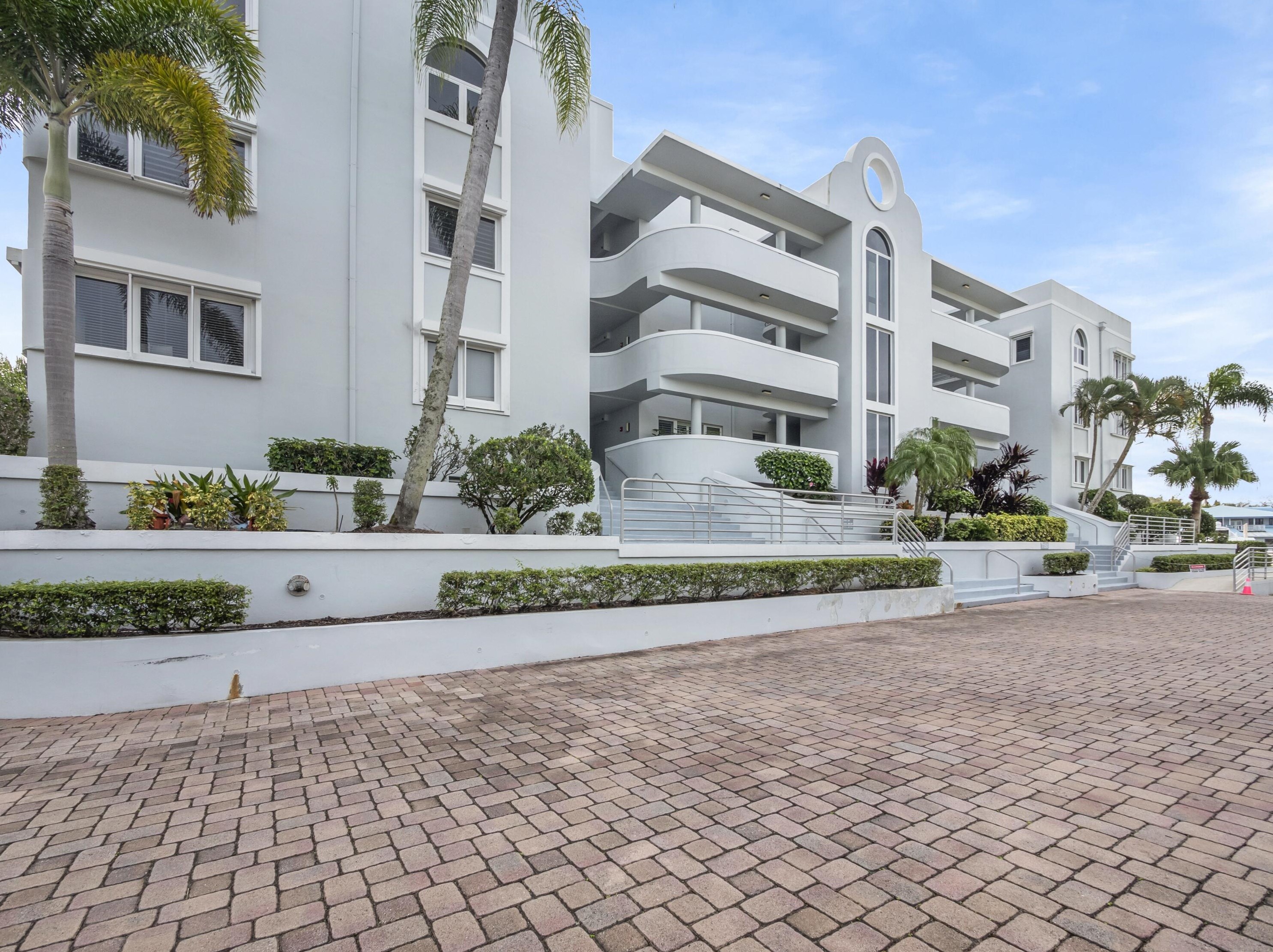 1150 Chapman Way, Palm City, FL 34990-2407
