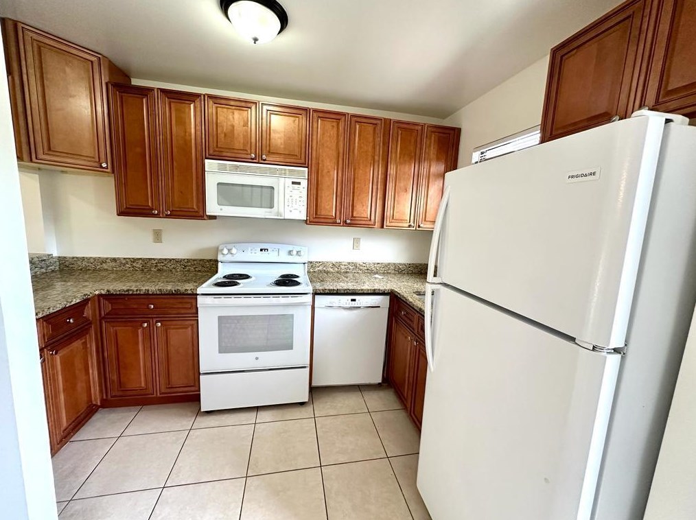 1232 Haverhill Rd N Apt 2, West Palm Beach, FL 33417