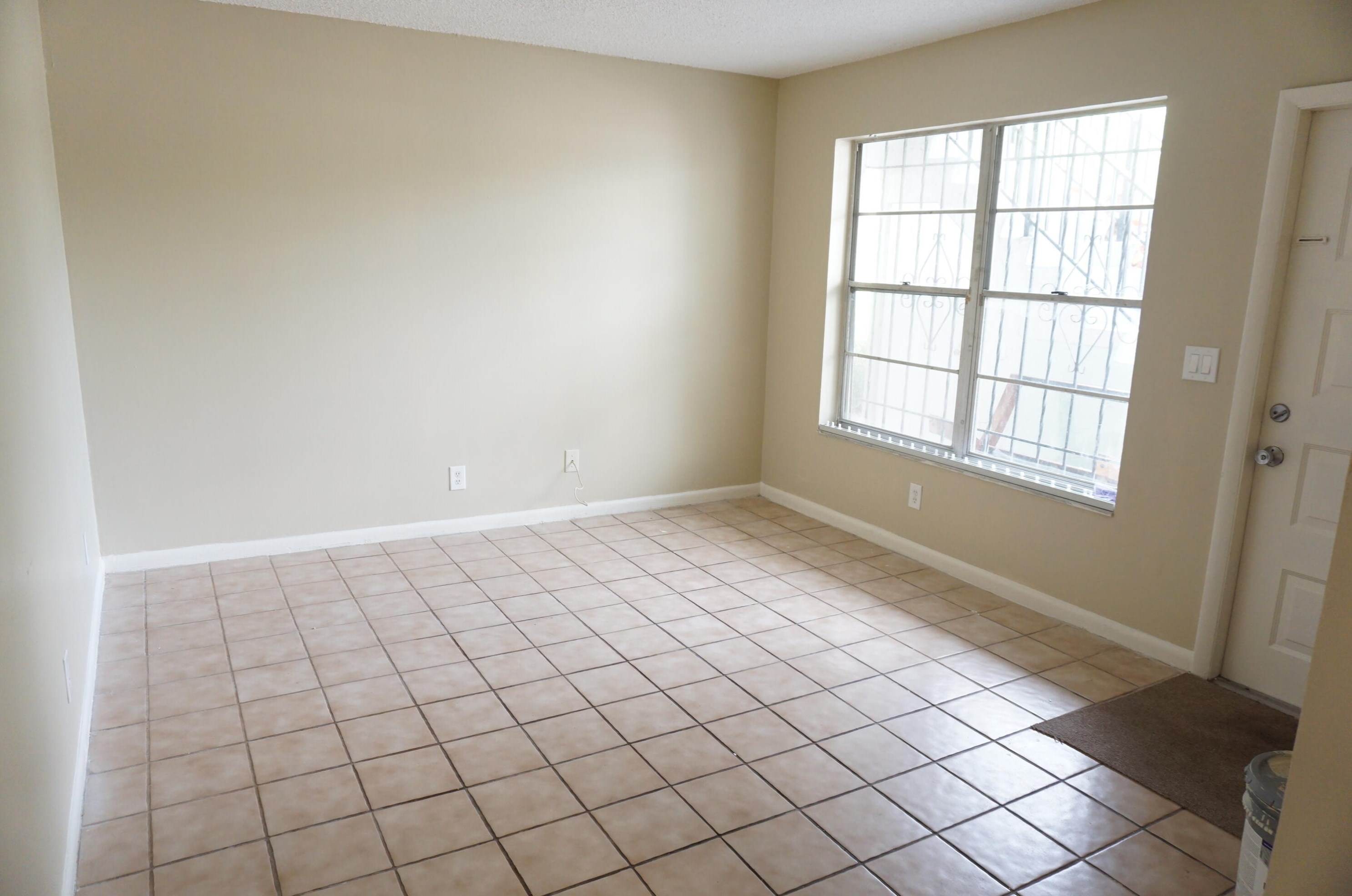 4700 Gardenette St #2, West Palm Beach, FL 33415