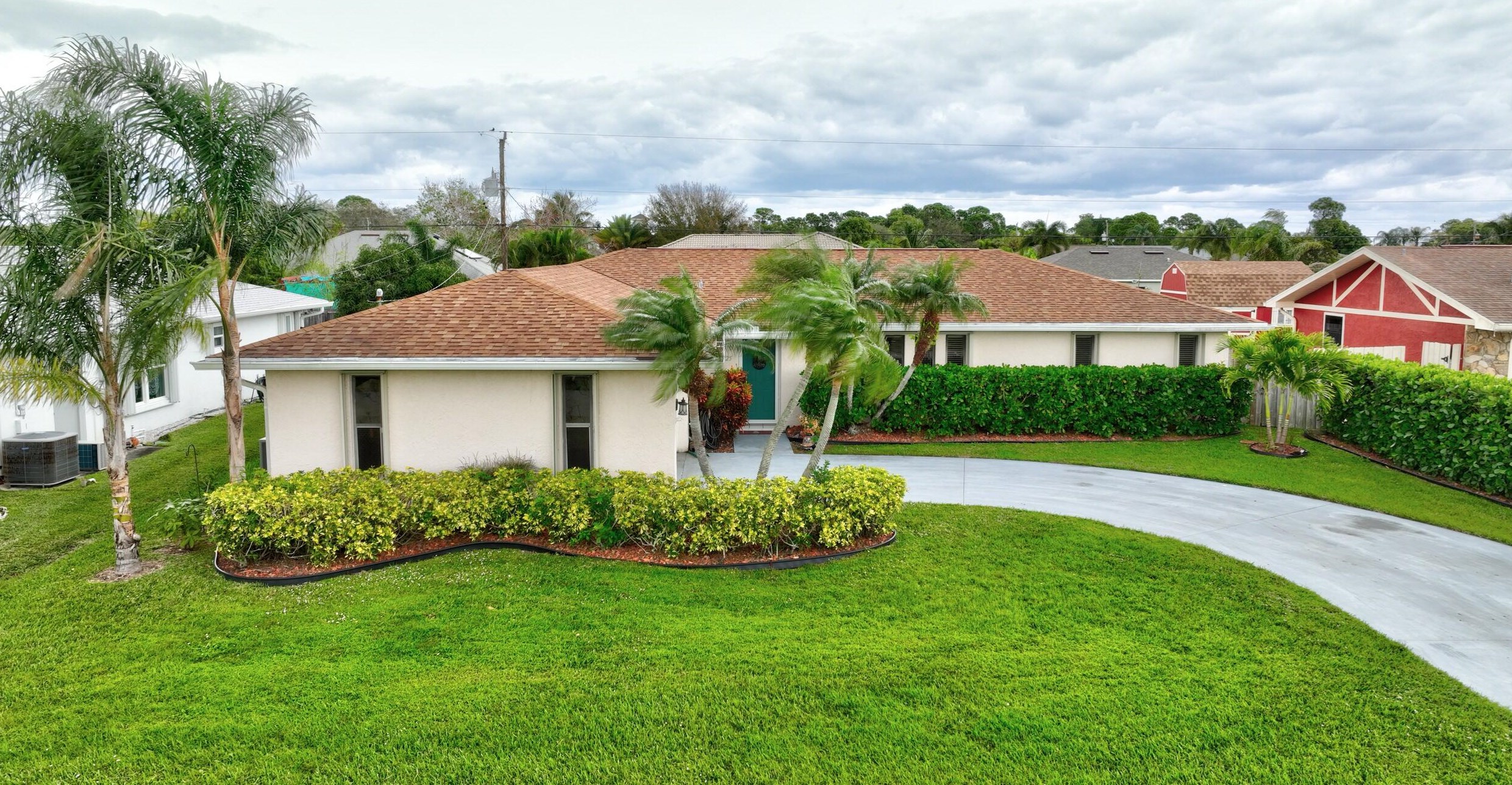 2225 Gaslight St, Fort Pierce, FL 34952-7332