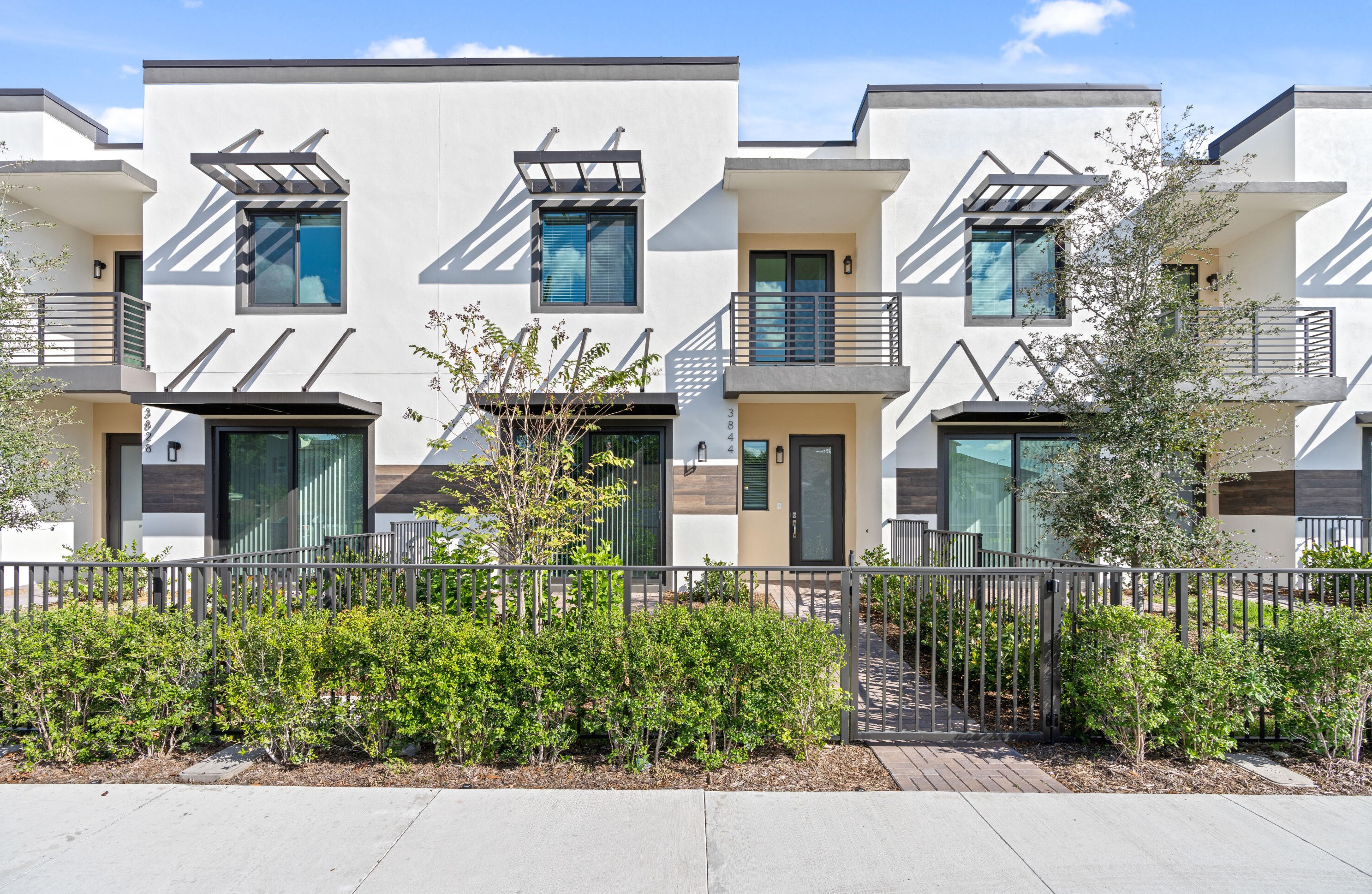 3844 Lambert Ave, West Palm Beach, FL 33405