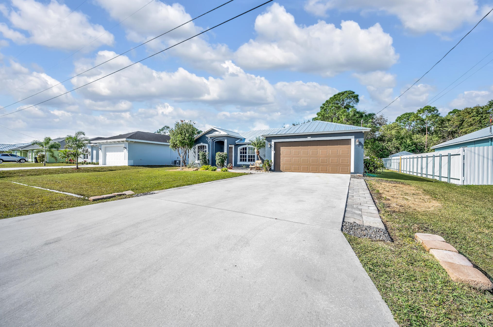 6454 Fontana St, Fort Pierce, FL 34986-3764