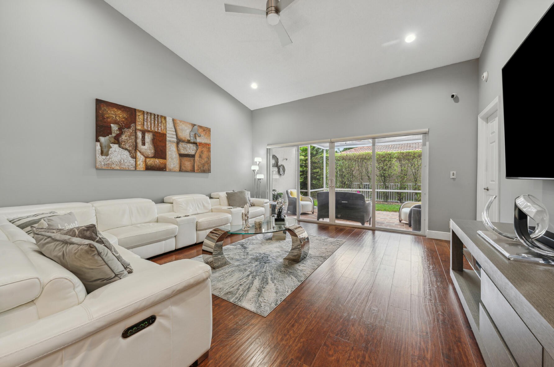 8572 Via Serena, Boca Raton, FL 33433