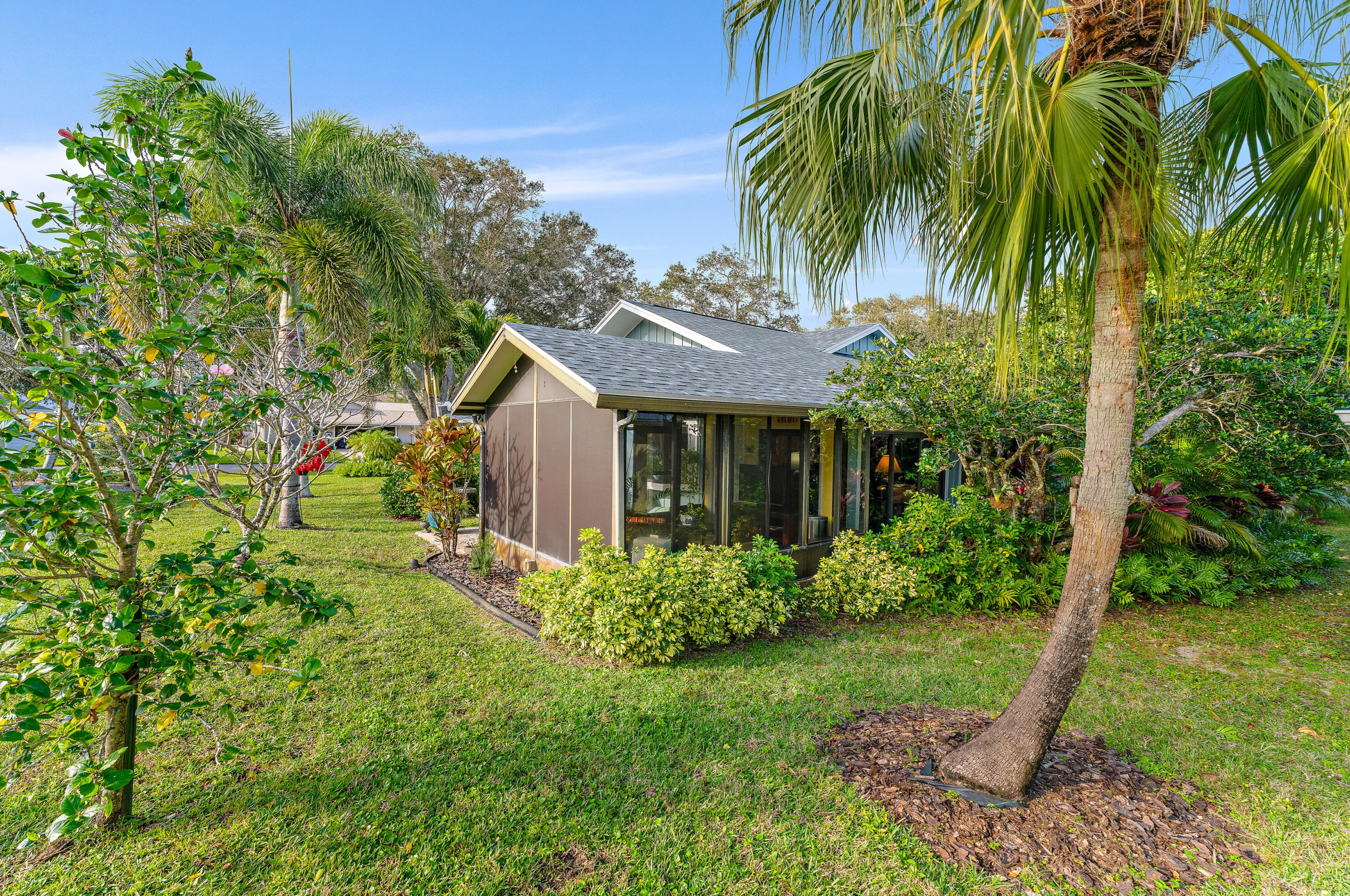 8330 Eaglewood Way, Hobe Sound FL  33455-7653 exterior