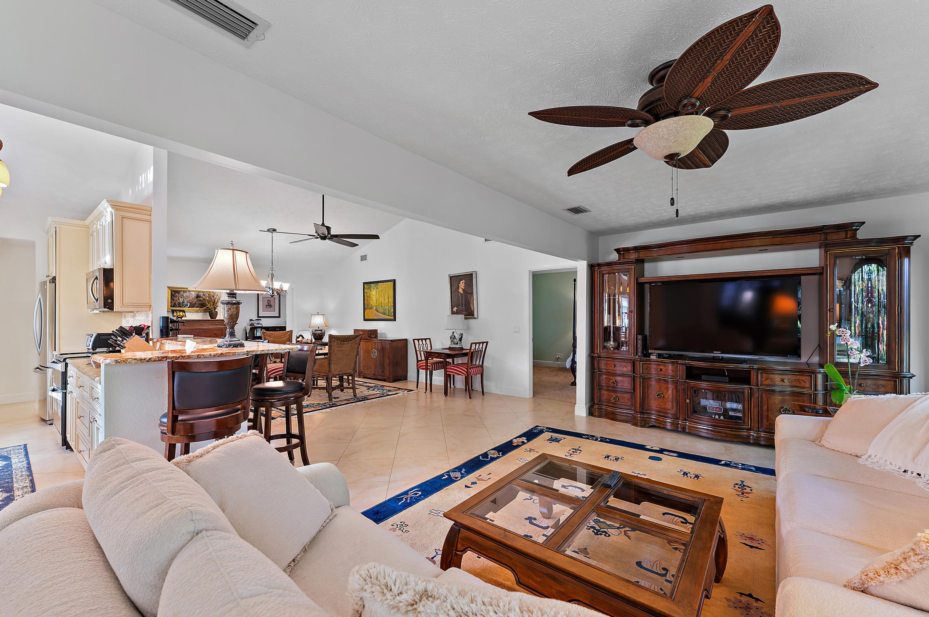 8330 Eaglewood Way, Hobe Sound FL  33455-7653 exterior