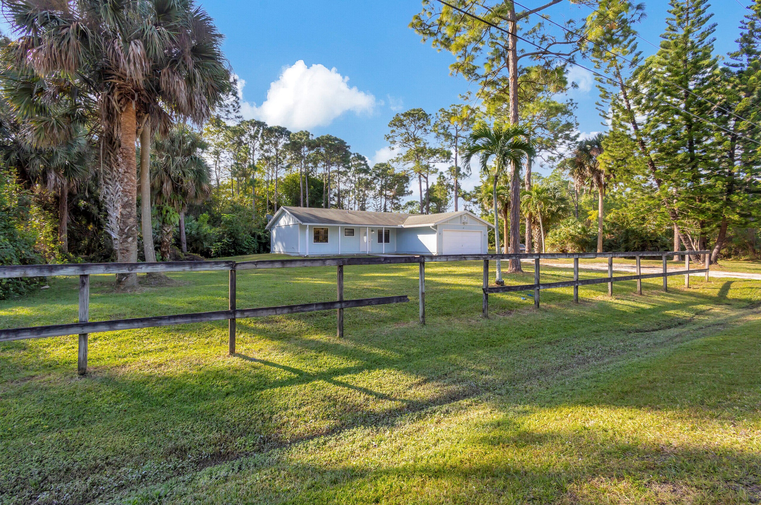 14742 76th Rd, Town of Loxahatchee Groves, FL 33470