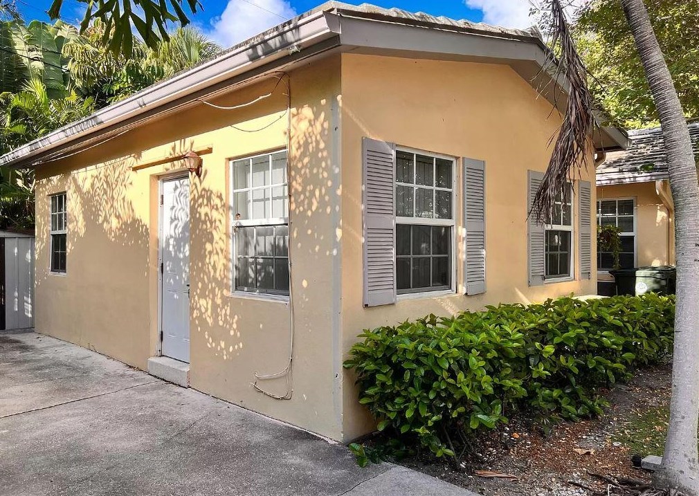 950 Lake Wyman Rd #a, Boca Raton, FL 33431
