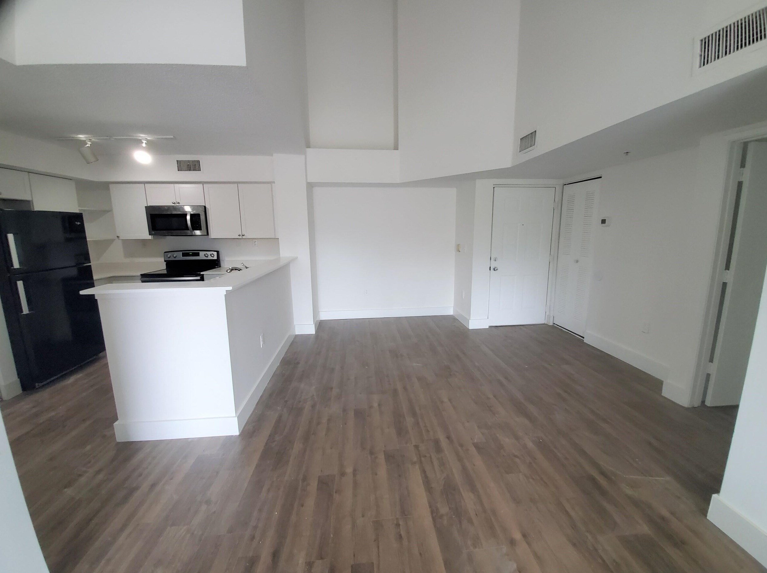 7864 Sonoma Springs Cir #203, Lake Worth, FL 33463