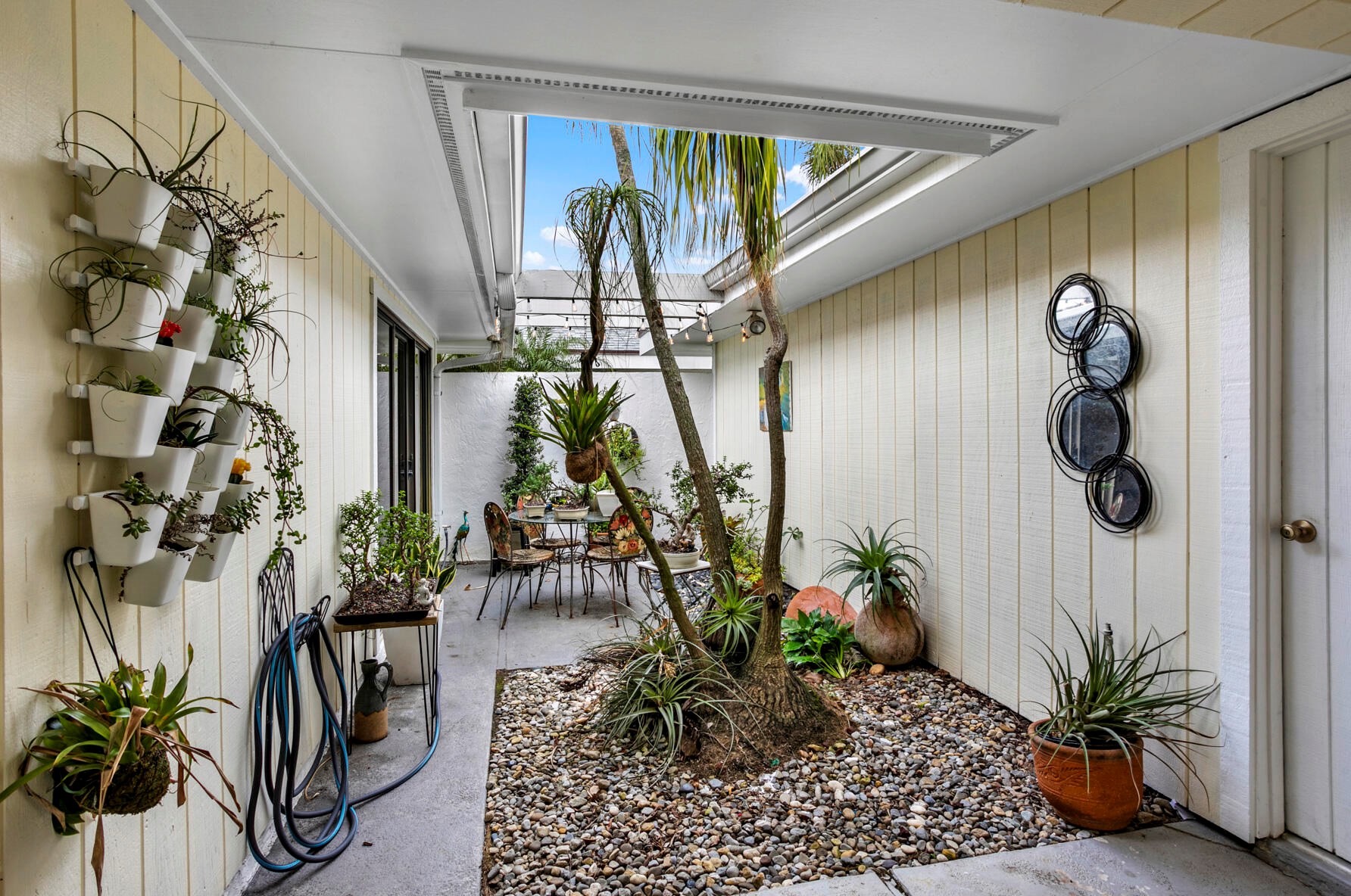17035 Bay St, Jupiter, FL 33477-1209