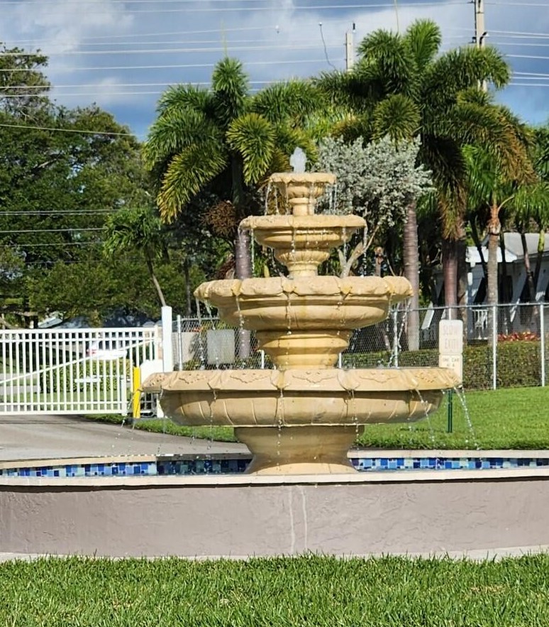 38010 Frenchmans Bay, Boynton Beach FL  33436-1958 exterior
