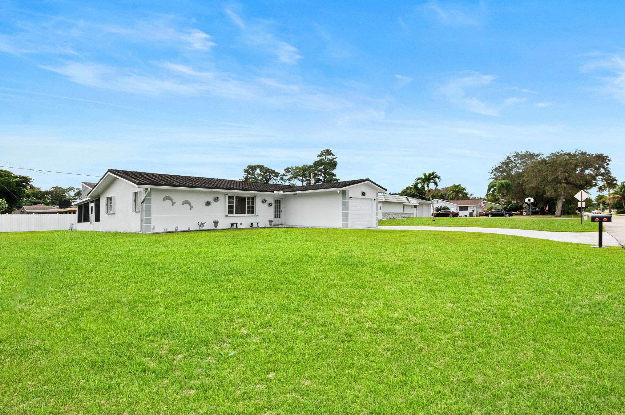 4776 Canal Dr, Lake Worth, FL 33463-8156