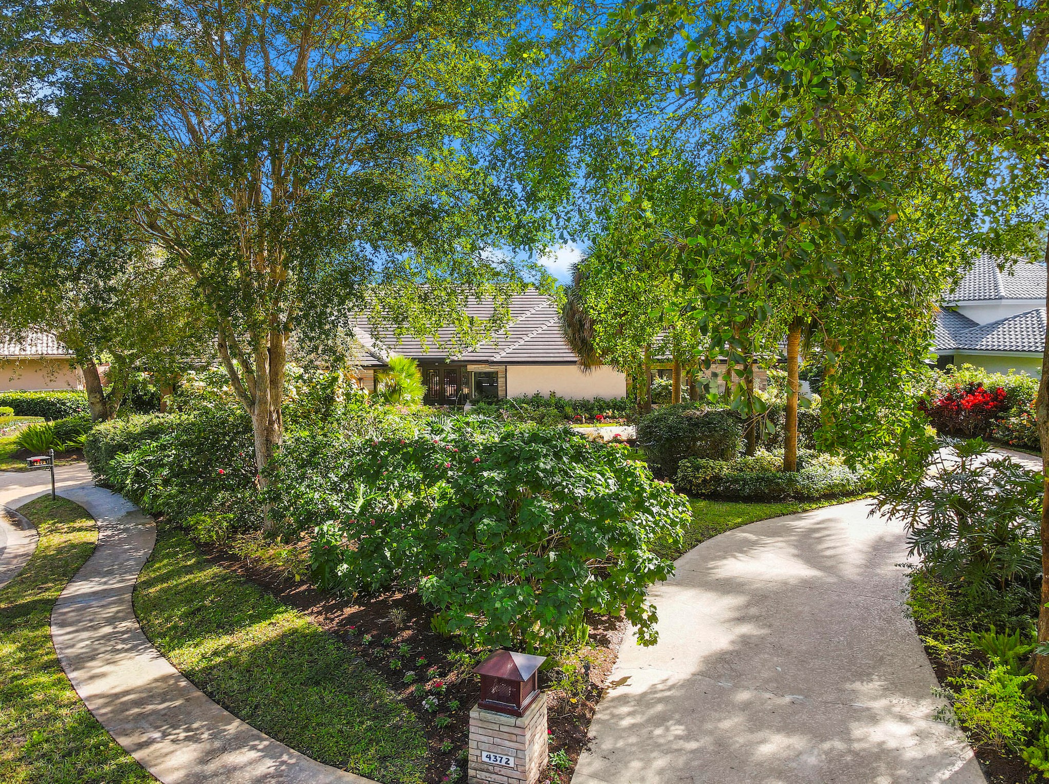 4372 Bocaire Blvd, Boca Raton, FL 33487-1154